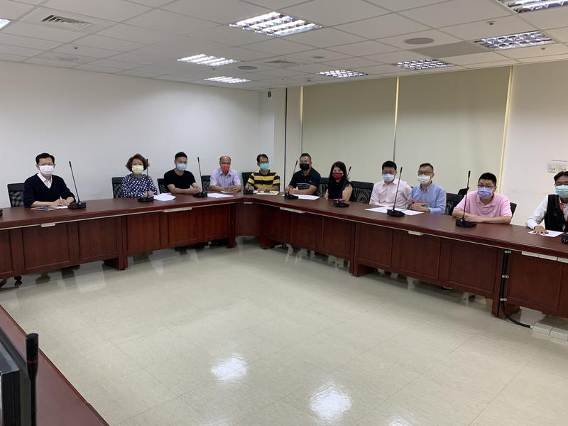 2021-05-04	台北市違規廣告物處理作業程序草案會議